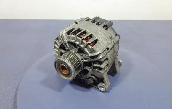 Peugeot 308 Generator/alternator 9678048880