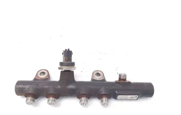 Renault Clio IV Fuel main line pipe 175215346R H8201157327 151080207