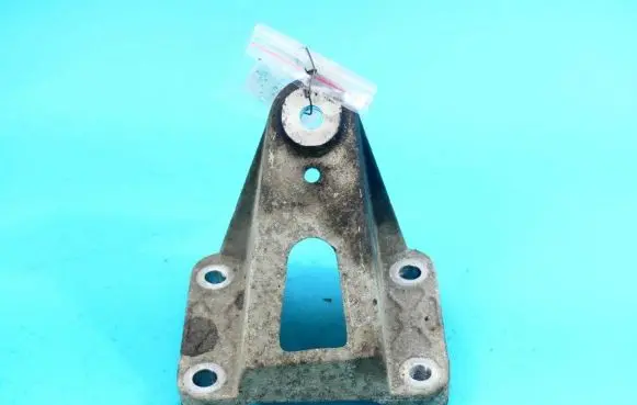 Jaguar XJ X350 Engine mounting bracket 1R83-6037-BB IMPRK1256680