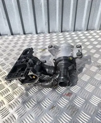 Mercedes-Benz GLS X167 Water pump 2562001400 A2562001400