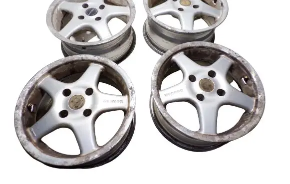 Audi 80 90 S2 B4 R15 alloy rim BORBET E70535