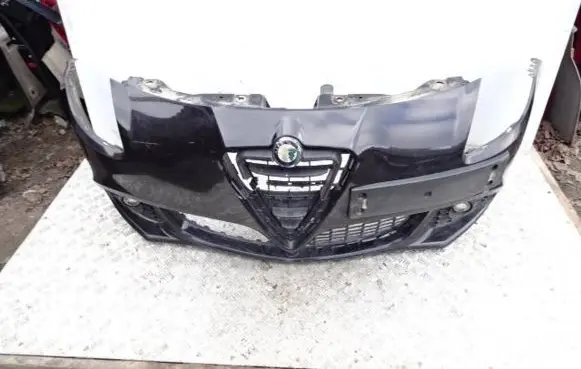 Alfa Romeo Giulietta Front bumper