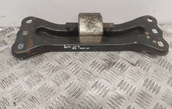 Mercedes-Benz C W204 Gearbox mounting bracket 2042420201