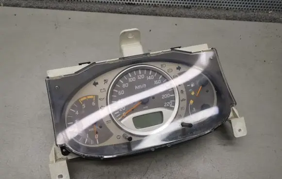 Nissan Almera Tino Speedometer (instrument cluster) BU010