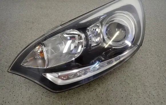 KIA Rio Headlight/headlamp 921011WXXX