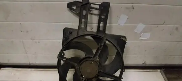 Ford Escort Radiator cooling fan shroud 94ab8146aa