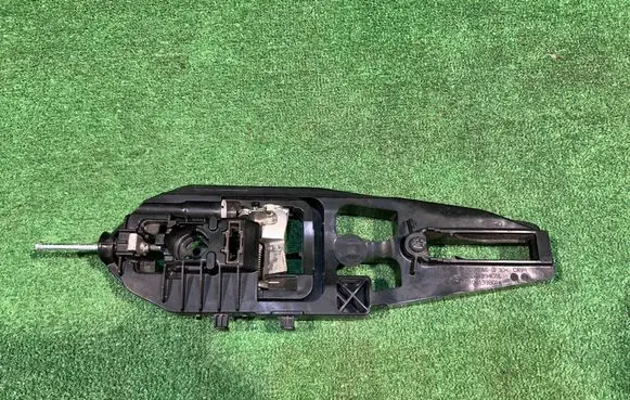 Ford S-MAX Rear door exterior handle EM2B-R224N02-AC