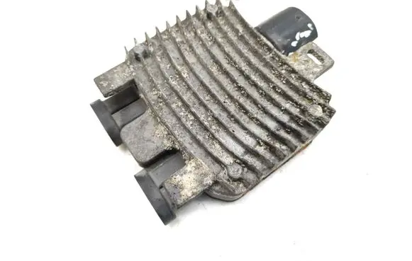 Ford Mondeo Mk III Fan control module 940004101 100016210106