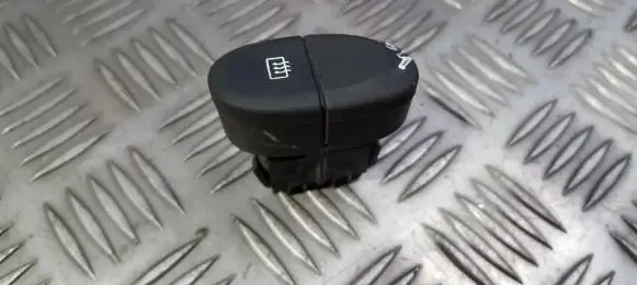 Renault Scenic I Windscreen/window heater switch 841243b