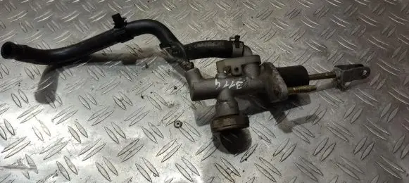 Nissan Almera Tino Master brake cylinder