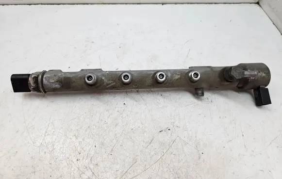 Mercedes-Benz Vito Viano W639 Fuel main line pipe A6510700495