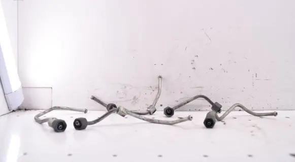 Peugeot 508 II Fuel injector supply line/pipe 