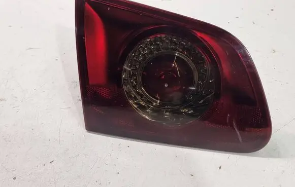 Volkswagen PASSAT B6 Tailgate rear/tail lights 3C9945093