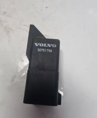 Volvo S80 Glow plug pre-heat relay 0281003037