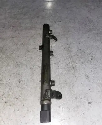 Jeep Grand Cherokee (WK) Fuel main line pipe A64207006