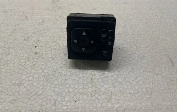 Mitsubishi ASX Wing mirror switch 183569