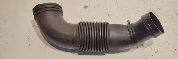 Audi Q7 4L Air intake hose/pipe 7L6129627F