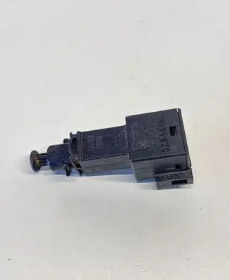 Volkswagen Golf IV Brake pedal sensor switch 1J0945511A