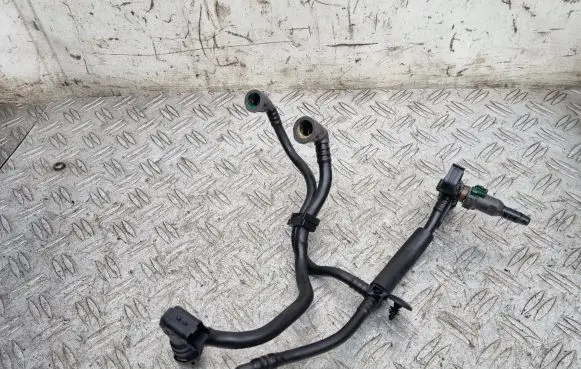 Peugeot 5008 Fuel line/pipe/hose 