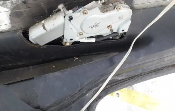 Rear window wiper motor