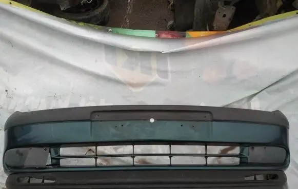 Renault Espace III Front bumper