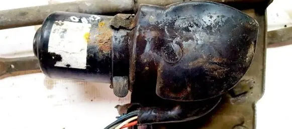 Peugeot 406 Wiper motor