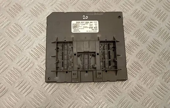 Skoda Octavia Mk3 (5E) Comfort/convenience module F005V01739 5Q0937086AK