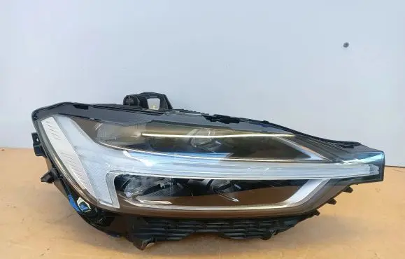 Volvo XC60 Headlight/headlamp 31420412