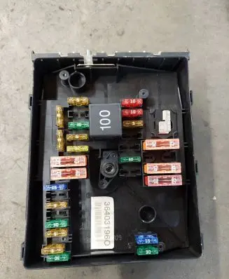 Volkswagen Golf Plus Fuse module 1K0937125