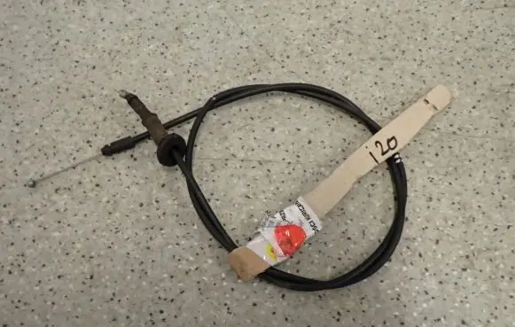 Hyundai i20 (PB PBT) Engine bonnet/hood lock release cable 