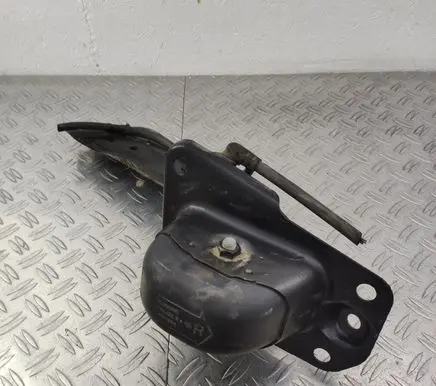 Volkswagen PASSAT B8 Rear upper control arm/wishbone 1K0501476