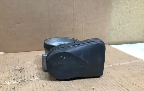 BMW X5 E53 Throttle valve 1435959