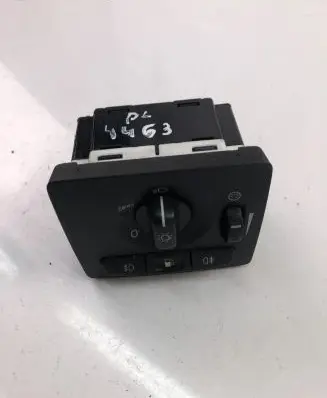 Volvo V50 Light switch 30669735