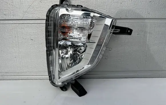 Mitsubishi Eclipse Cross LED Daytime headlight 