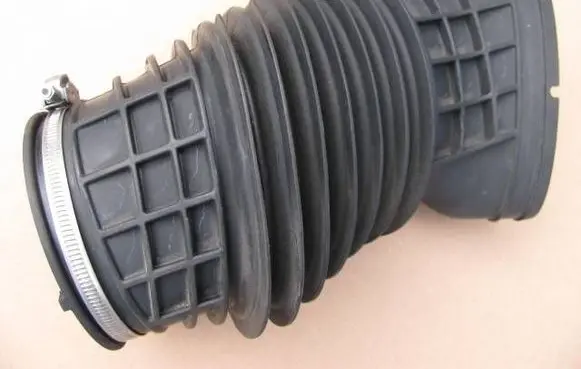 Air intake hose/pipe