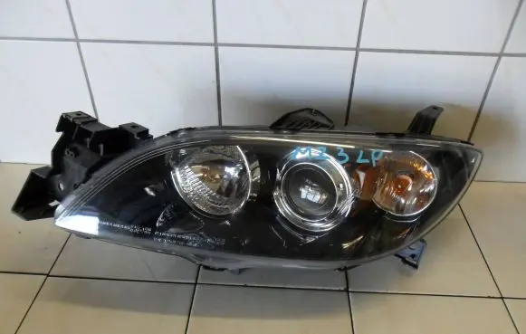 Mazda 3 I Headlight/headlamp