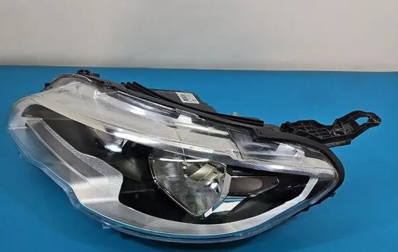 Peugeot 301 Headlight/headlamp 9817298380 IMPRK1586319