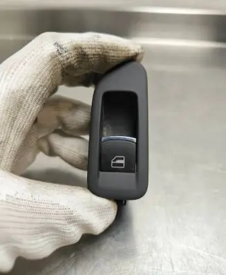 Seat Altea XL Electric window control switch 5K4868646