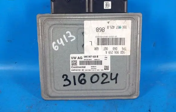 Audi A3 S3 8V Engine control unit/module 5G0906259A