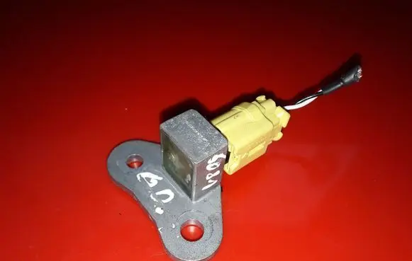 Nissan Qashqai Airbag deployment crash/impact sensor FAEG0087083540
