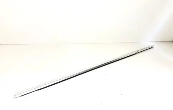 BMW 7 F01 F02 F03 F04 Front door windshield rail 7178001