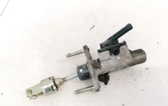 Toyota Yaris Clutch master cylinder