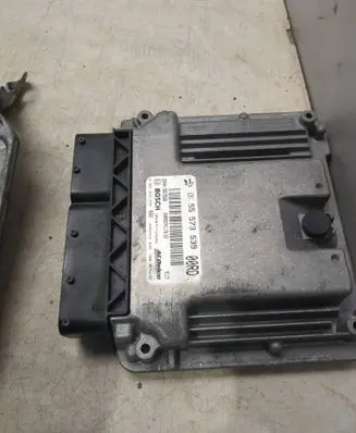 Opel Insignia A Engine control unit/module 55573539 55573560 0281015774
