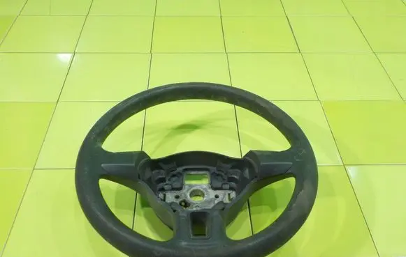 Volkswagen Golf VI Steering wheel WP135
