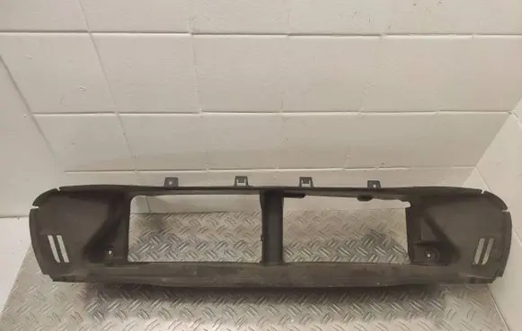 Volvo V40 Radiator trim 31294094