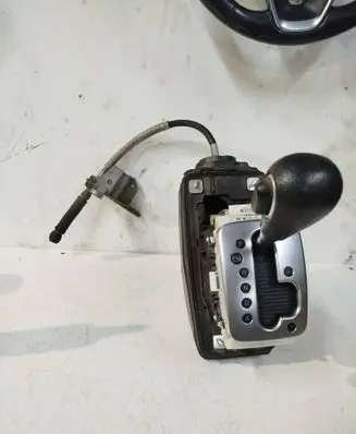 Audi A4 S4 B7 8E 8H Gear shifter/selector 8E1713041AQ 16022008