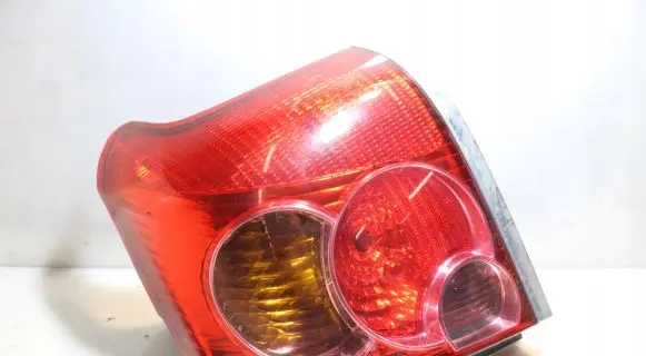 Toyota Avensis T250 Rear/tail lights 89028783