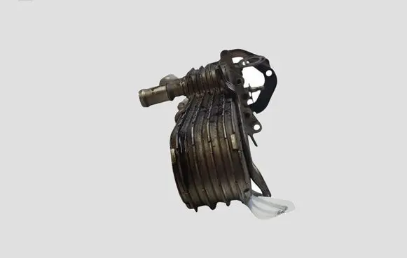 Volkswagen Golf V EGR valve cooler 038131513AD