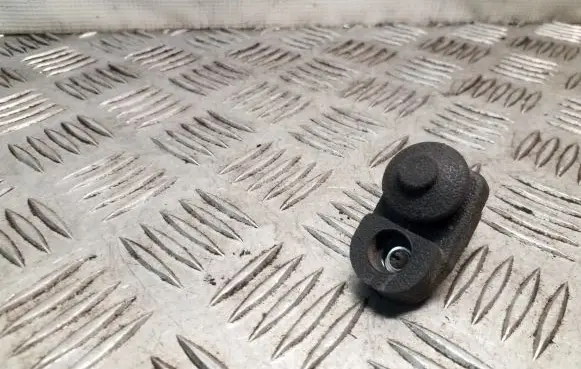 Nissan Primera Rear door sensor 