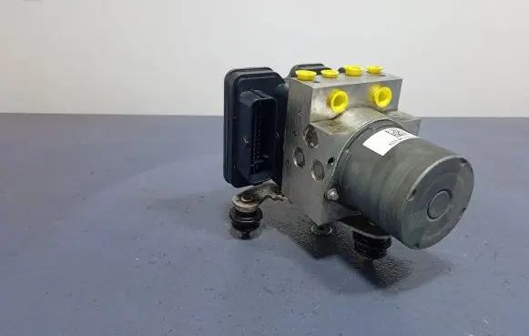 Audi A6 S6 C7 4G ABS Pump 4G0614517AL